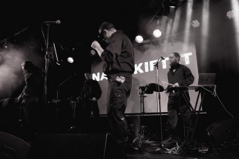Opening act Nattskiftet shook the venue floor with their literal industrial songs.